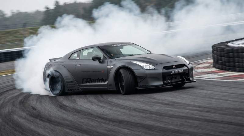 黑料网GTR漂移视频